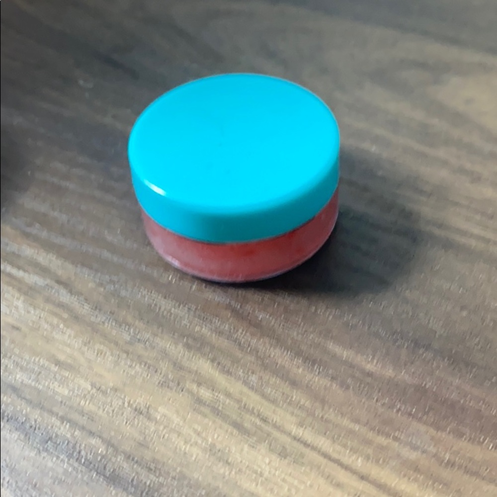 Strawberry passion lip scrub